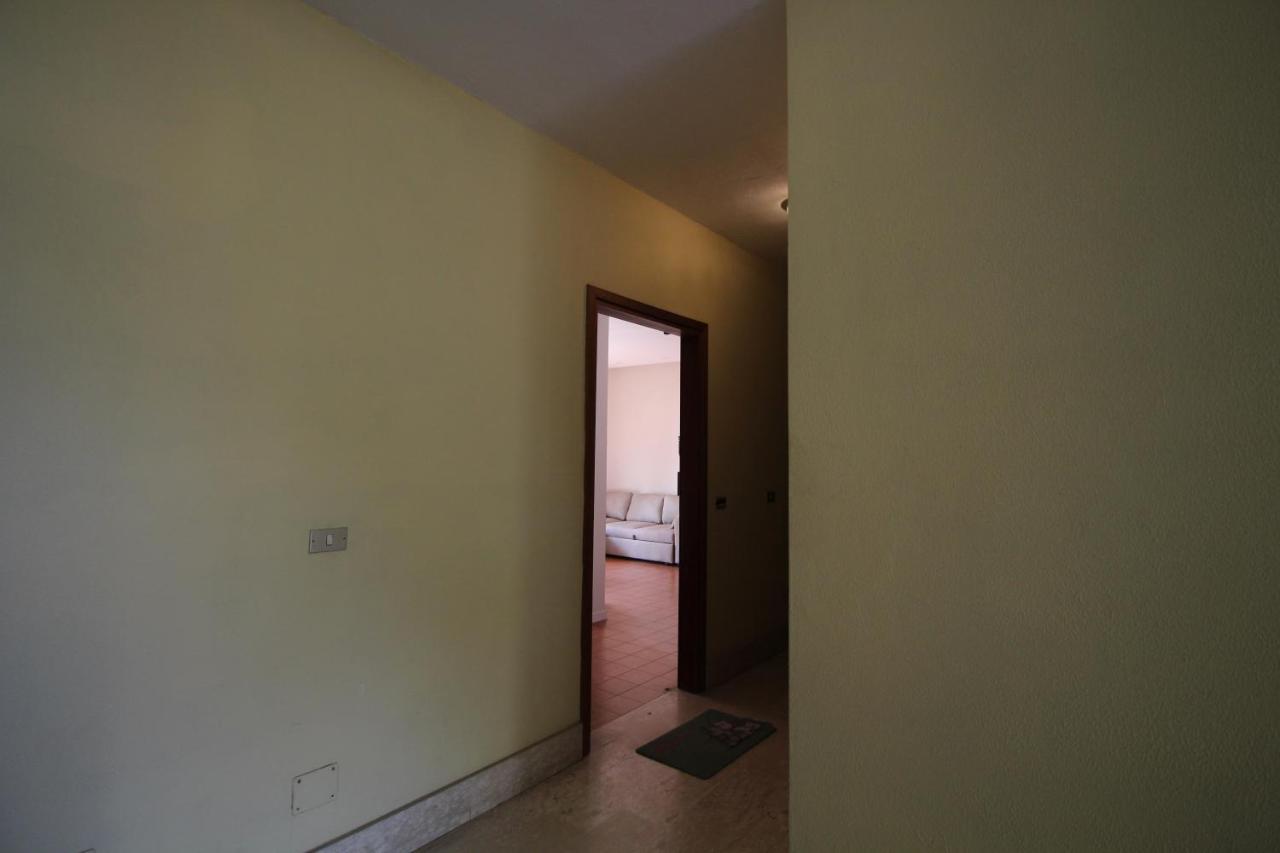 Beach House, 300 M Dal Mare, مارينا دي ماسا المظهر الخارجي الصورة